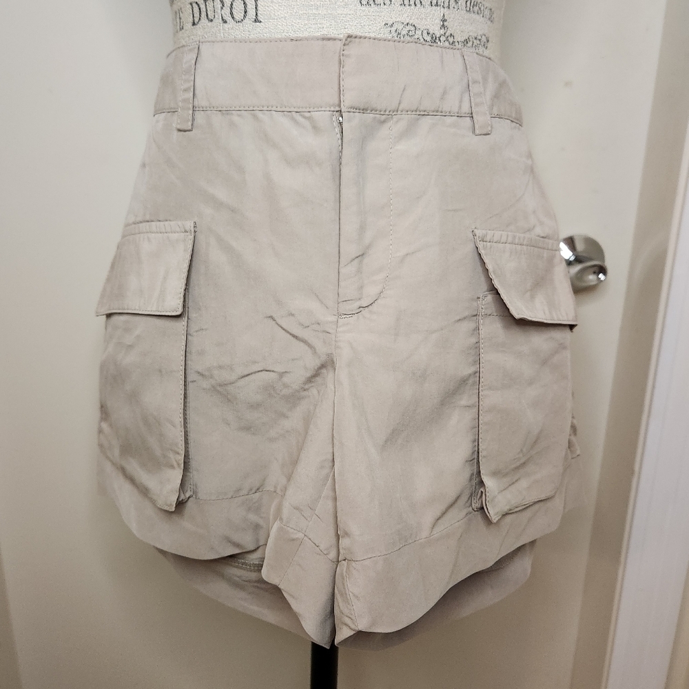 GAP Khaki Mini Cargo Shorts